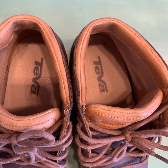 TEVA Burban Brown Leather lace up Men’s Ankle boots like new - Picture 5 of 11